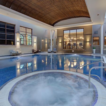 Oulton Hall Hotel, Spa & Golf Resort Leeds  Exterior foto