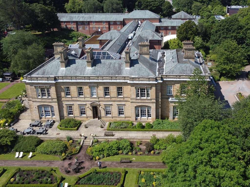 Oulton Hall Hotel, Spa & Golf Resort Leeds  Exterior foto